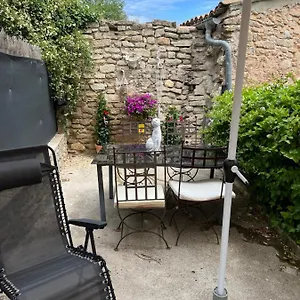 Appartement La Terrasse De Face Au Mont Ventoux Avec Clim, Caromb