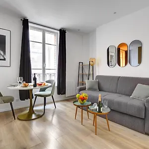 https://154-suite-phil-1-bdr-with-terrace.fr-paris.fr